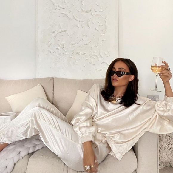 ZARA Satin Effect Joggers - Picture 4 of 16